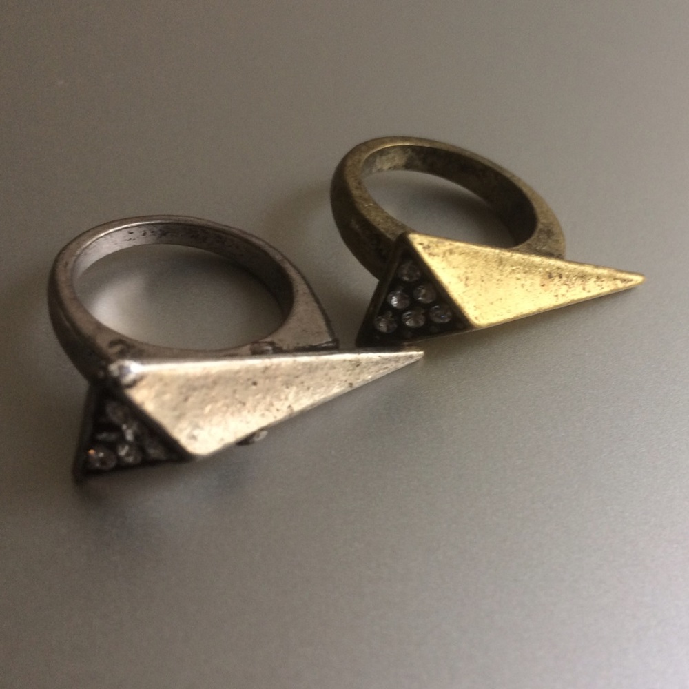 FREE W/ PURCHASE OF 2+ Vintage Punk Rings