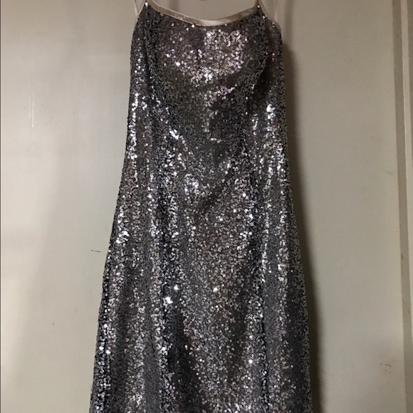 Custom Silver Sequin Shawn Yearick Cocktail Dress - Picture 2 of 6