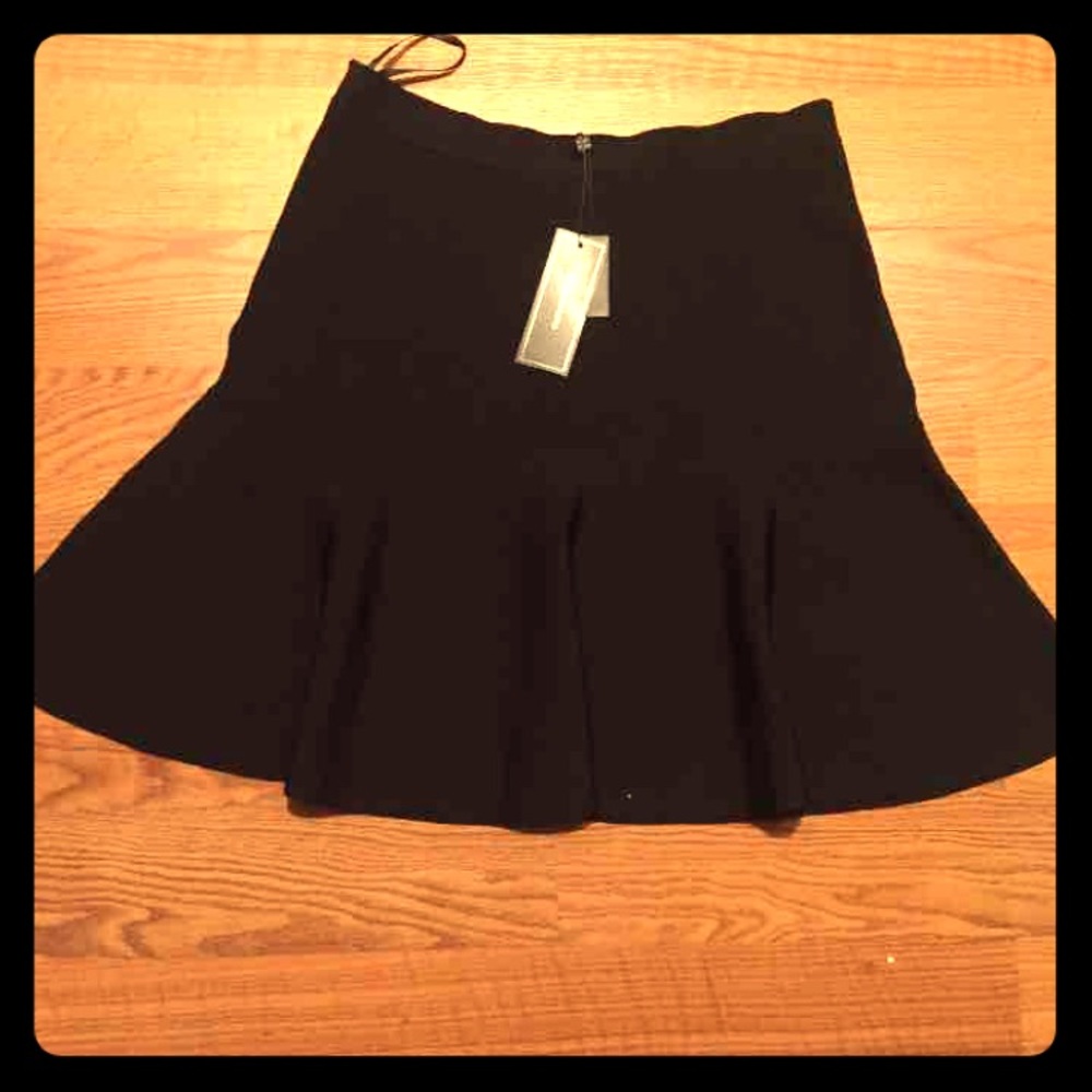 Brand new BCBGmaxazria jacquard skirt