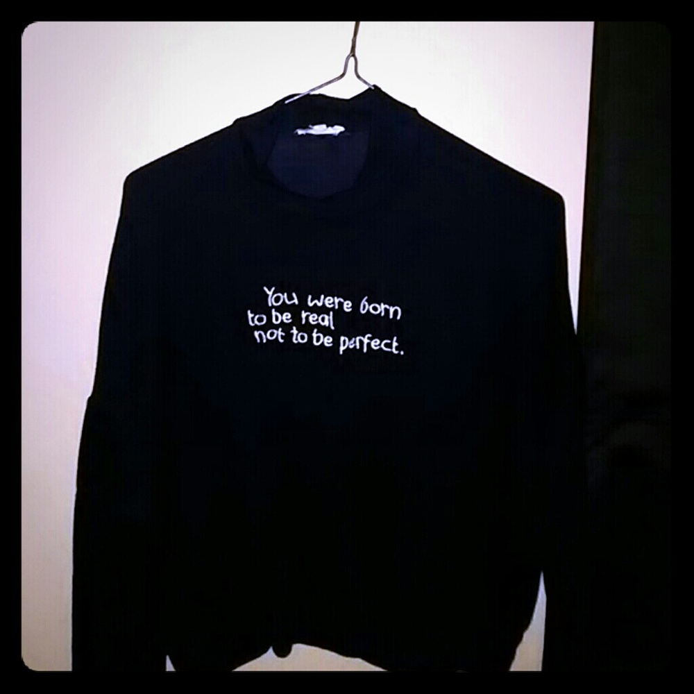 Dark blue long sleeve crop top