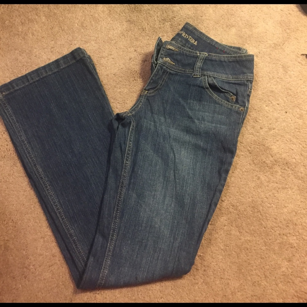 GUESS Jeans - Picture 2 of 3