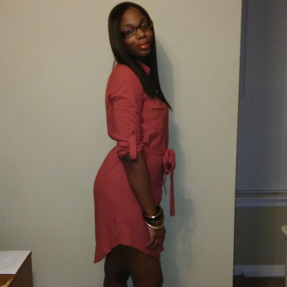 Meet your Posher, Mesha