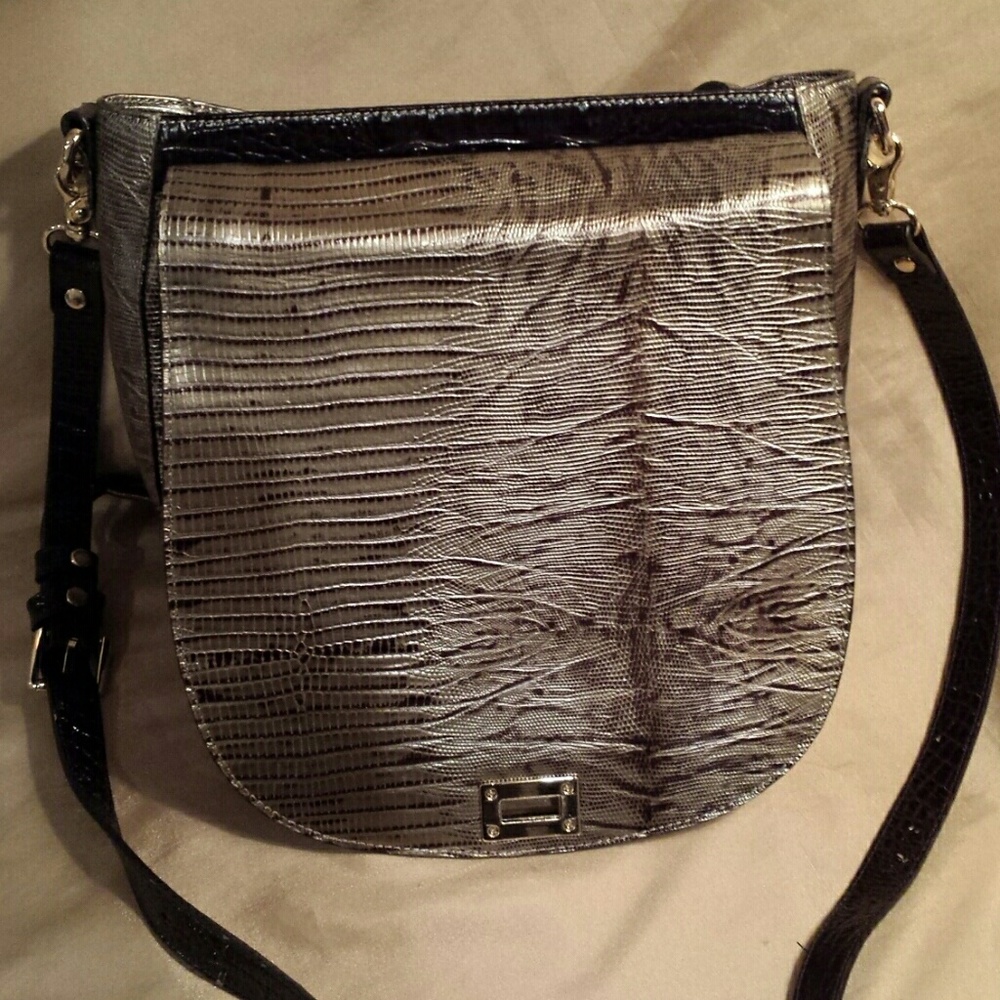 Brahmin 11" saddle bag - Picture 1 of 6