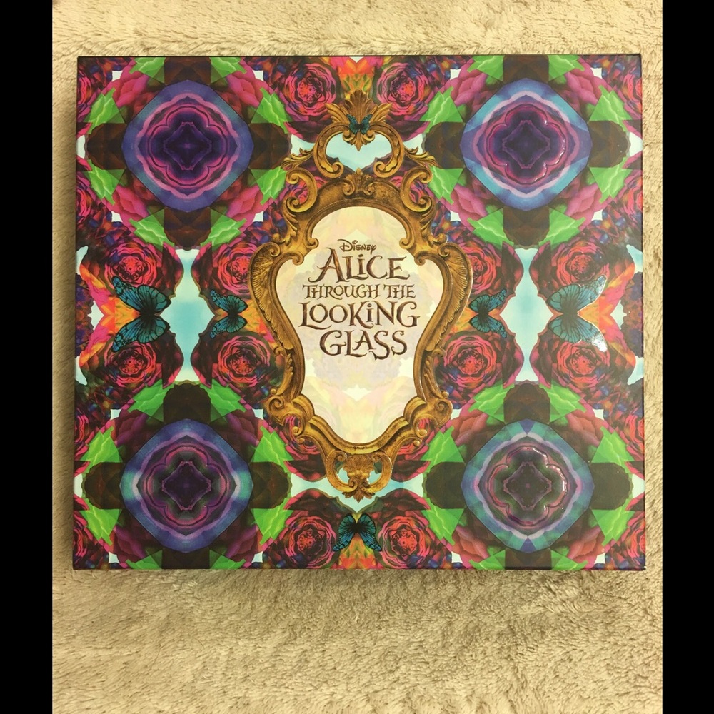 Alice thru the looking glass, Urban Decay set