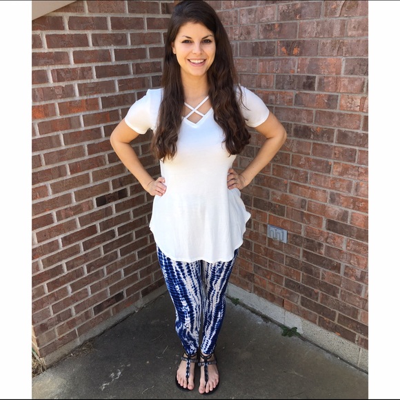 Criss-Cross Top/Tunic ❗️LAST 1❗ - Picture 4 of 6