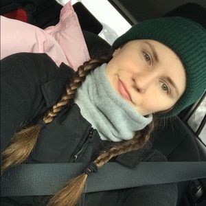 Meet your Posher, Abby