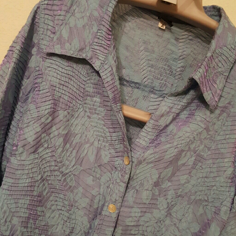 Scott Taylor purple & blue button down