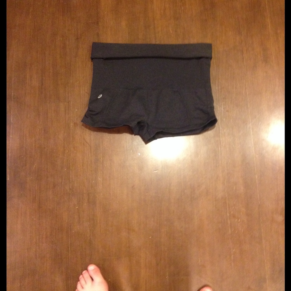 Lululemon black high waisted shorts