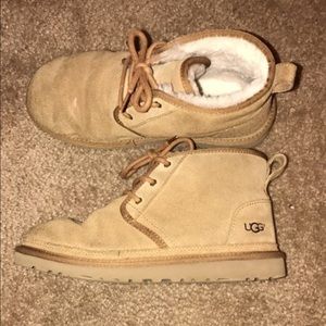 Ugg short boots