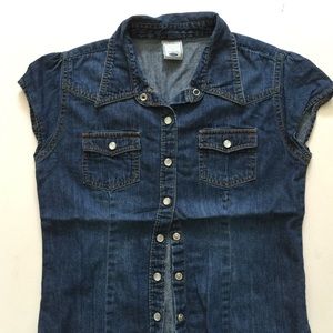 Girl old navy denim shirt short sleeve 8/10