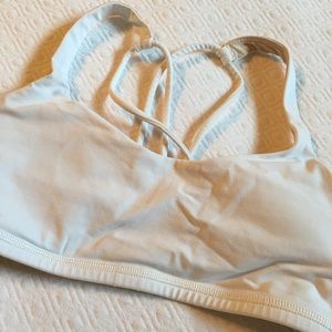 Lululemon Size 4 White Strappy Bra