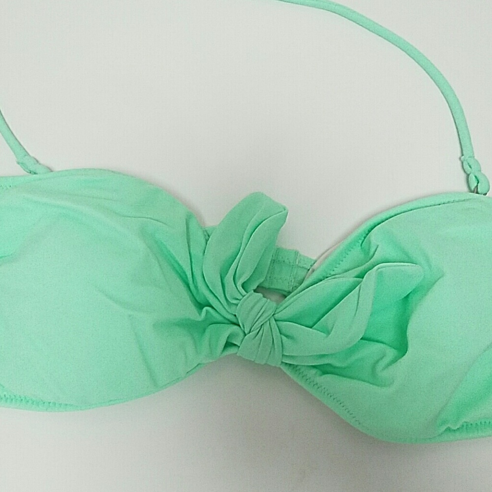 🍹 Victoria's Secret Swim Top