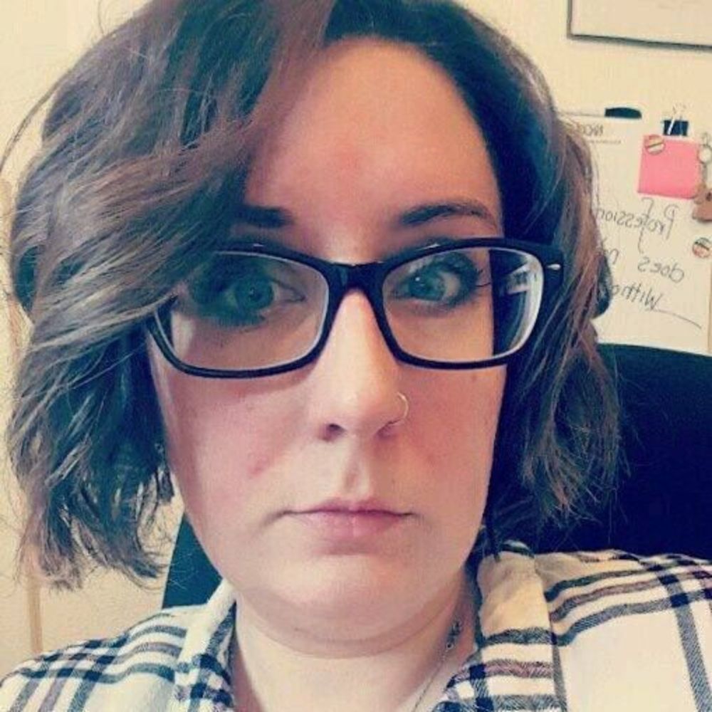 Meet your Posher, Nicole