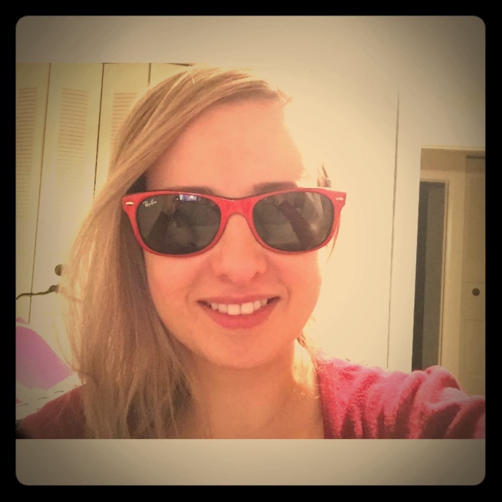 Ray Ben red wayfarer sunglasses