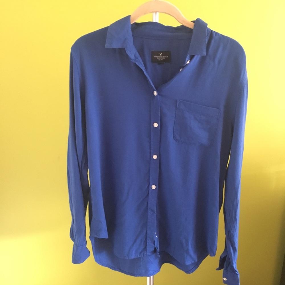 American Eagle Soft Buttoned-down Blouse Size: M