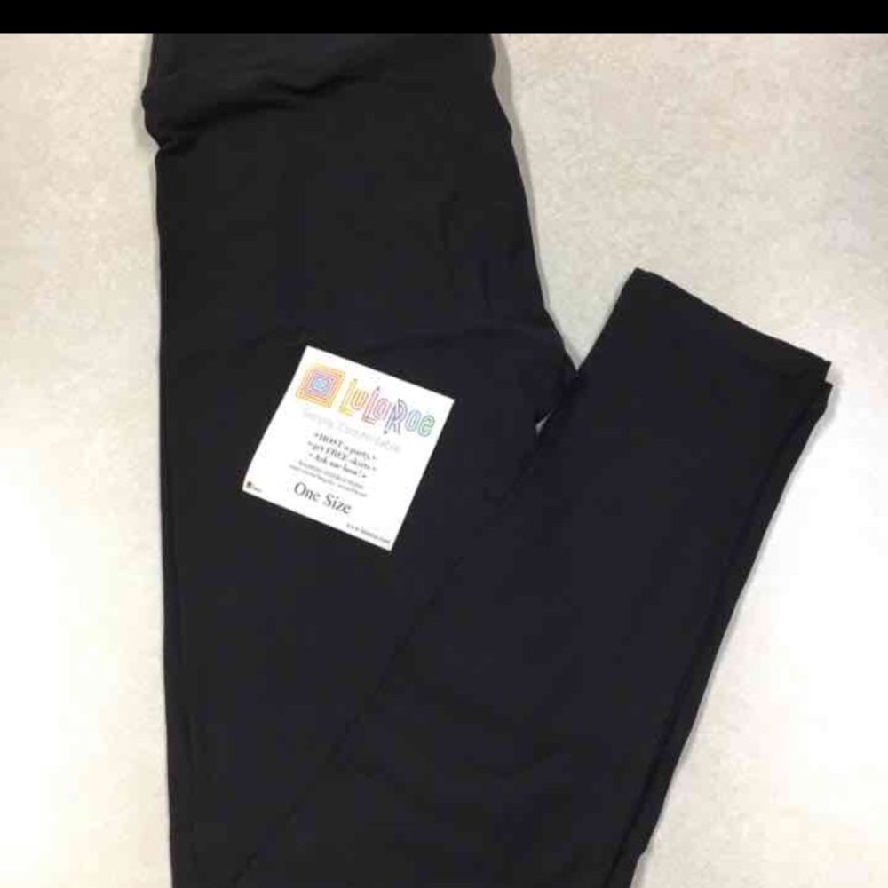 🦄Unicorn🦄New Solid Black OS Lularoe Leggings