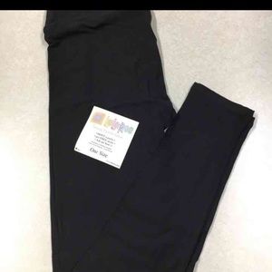 🦄Unicorn🦄New Solid Black OS Lularoe Leggings