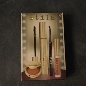 Stila Collection