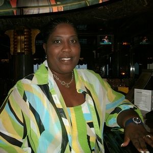 Meet your Posher, Nina