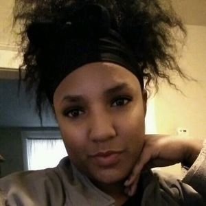 Meet your Posher, Briana