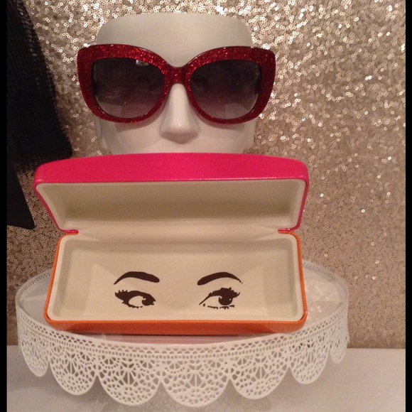 30 MIN PRICE DROP! AUTHENTIC KATE SPADE SUNGLASSES - Picture 2 of 5