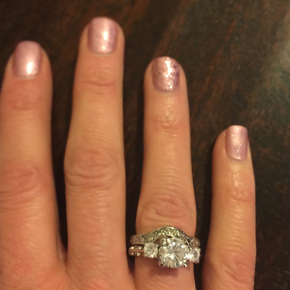 Sterling Silver Diamond Wedding Band Ring Set - Picture 2 of 5