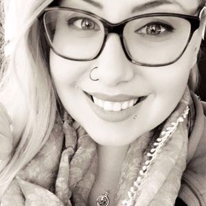 Meet your Posher, Deanna