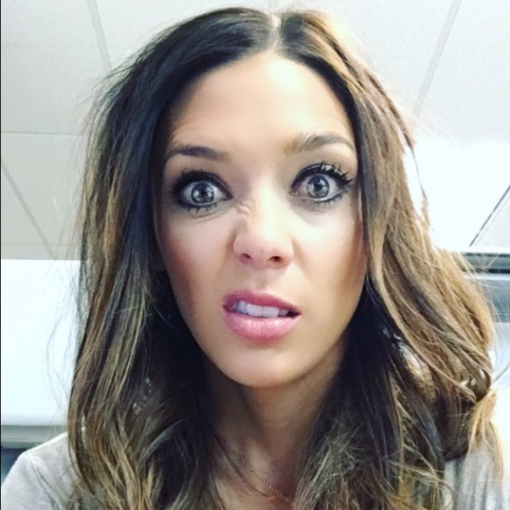 Meet your Posher, Analisa