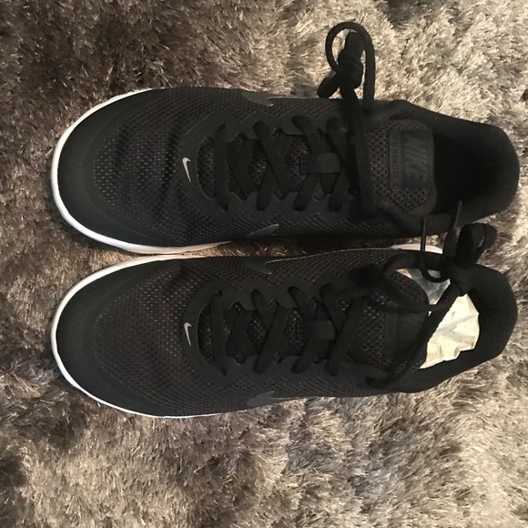 Women's Nike Flex Experience RN4 NEW - Picture 2 of 4