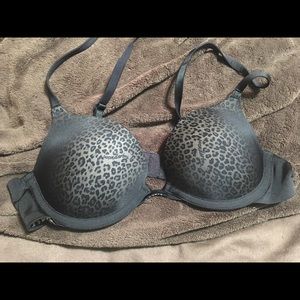 Wonderbra 34b