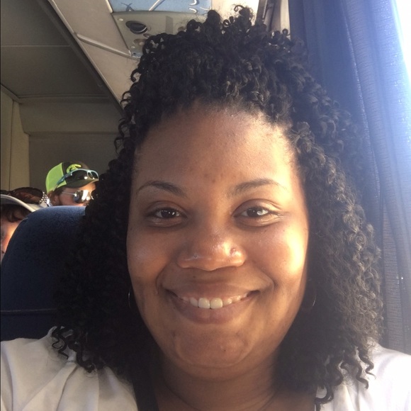 Meet your Posher, Sheanna - Picture 1 of 1