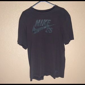 Nike sb shirt