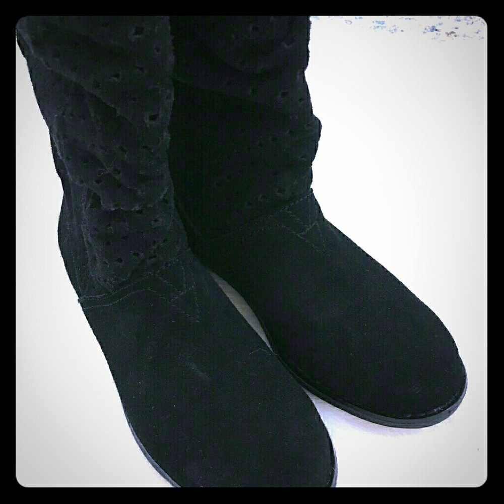 Toms Short Black Boots