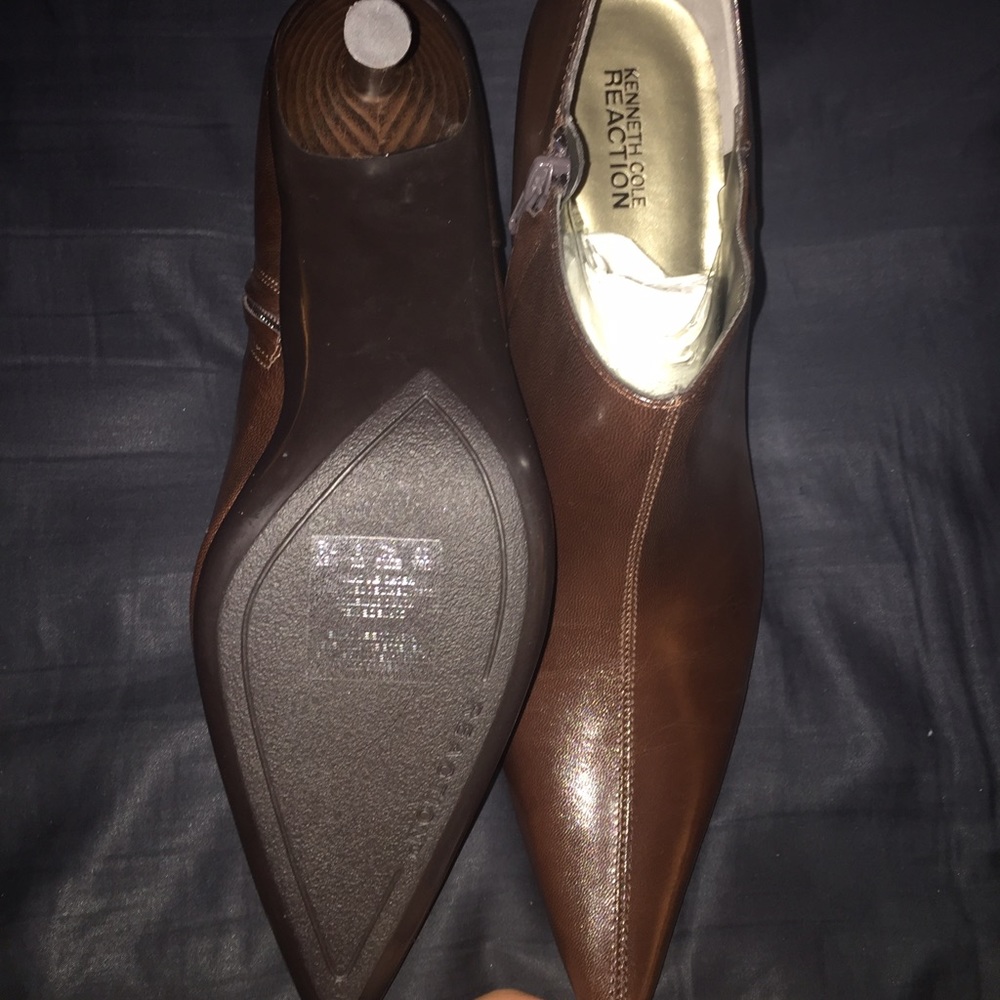 Shoes NEVER WORN💋 - Picture 3 of 3