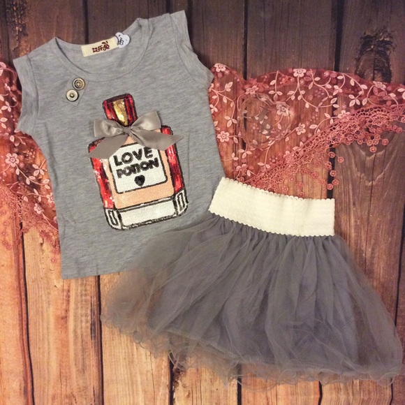 Other - Boutique Toddler Girl Love Potion Sequin & Skirt