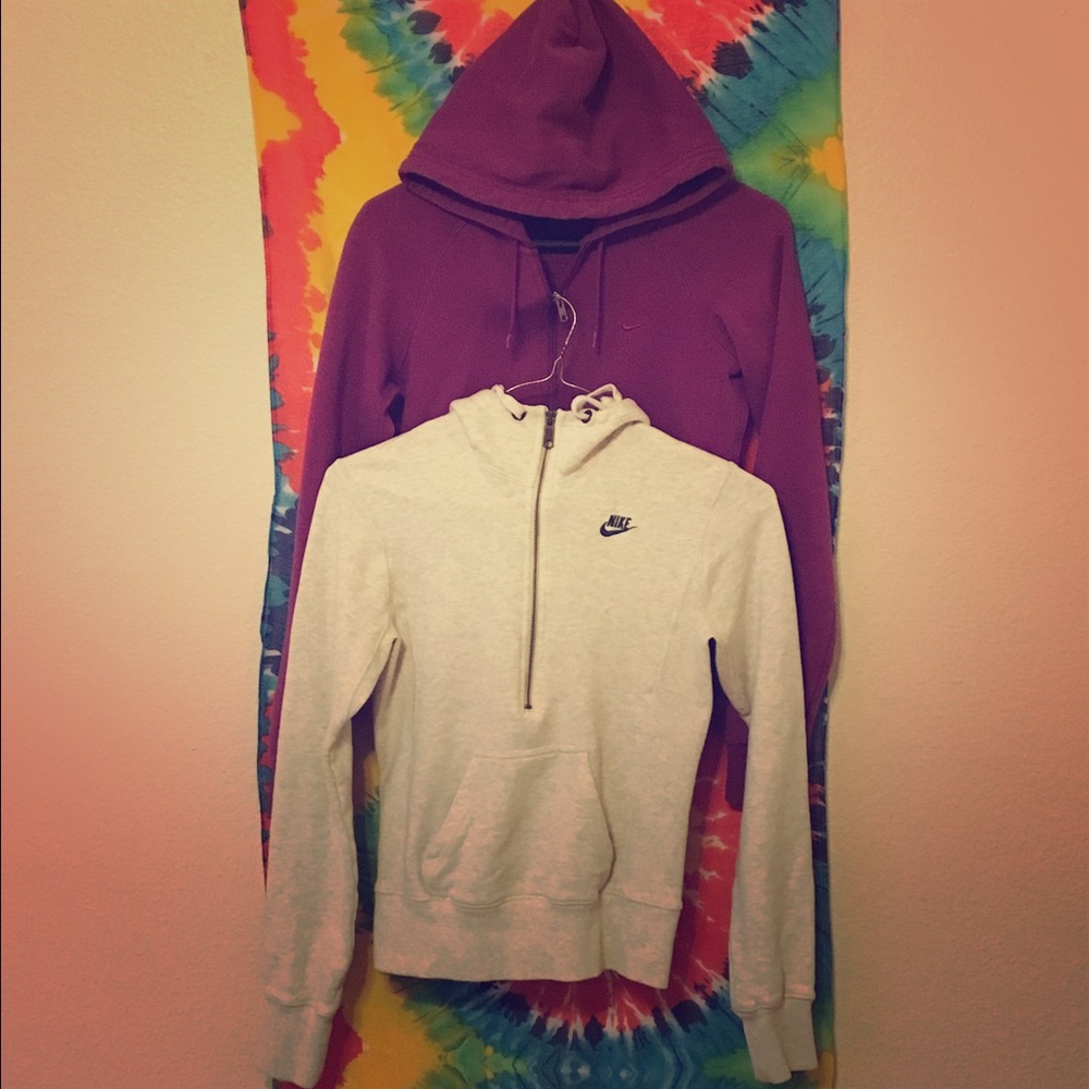 2 Nikes sweaters for the price of one.