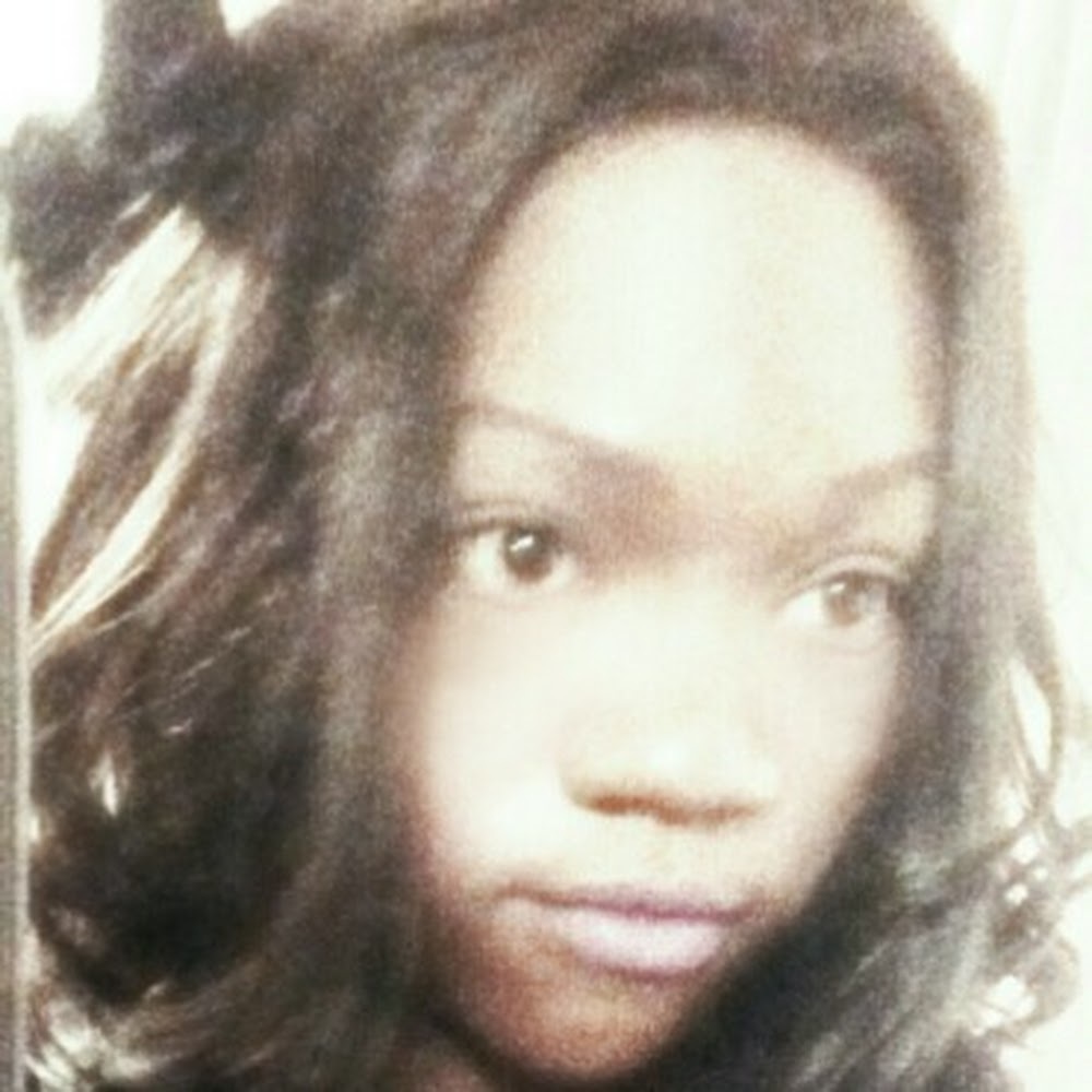 Meet your Posher, Natasha