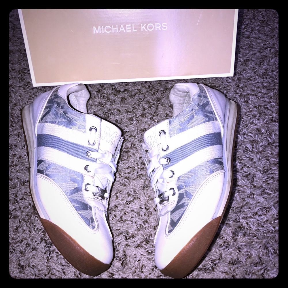 Michael Kors Vanila sneakers leather/canvas(🎁free surprise gift) no box