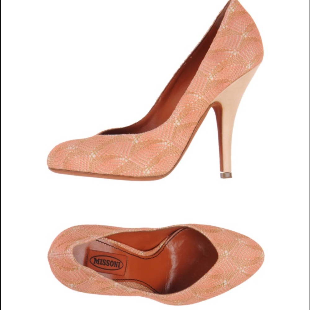 NWB Coral Pink Missoni Pumps sz 7