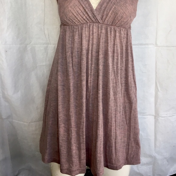 Creamy purple lacy dress - Picture 2 of 3