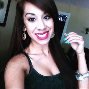 Meet your Posher, Elisha