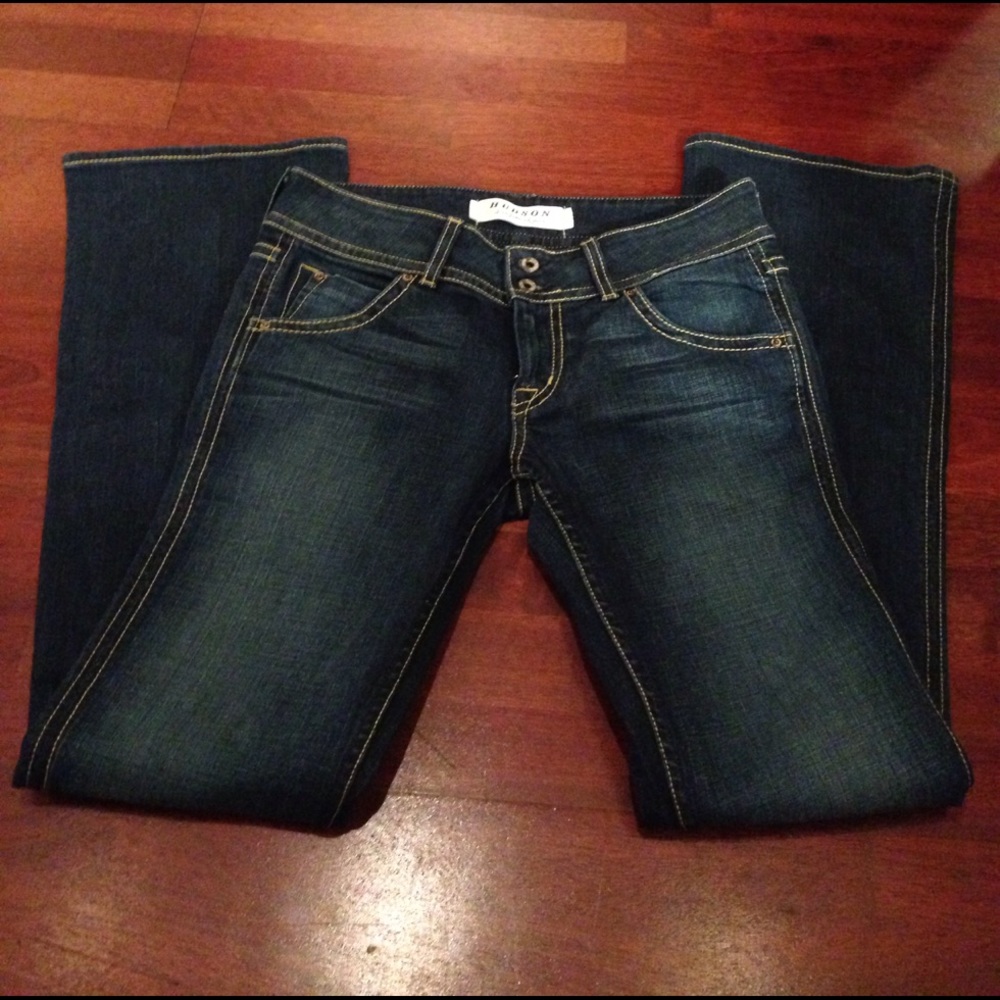 ❤️PRICE DROP, TODAY ONLY❤️ Hudson Jeans💙🖤