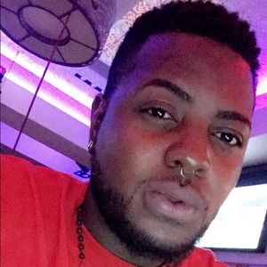 Meet your Posher, Donte