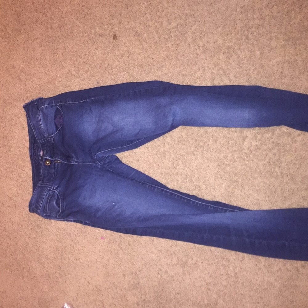 Stretchy skinny jeans