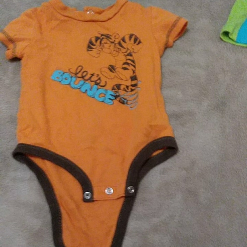 Babys clothes continued #4 - Picture 2 of 8