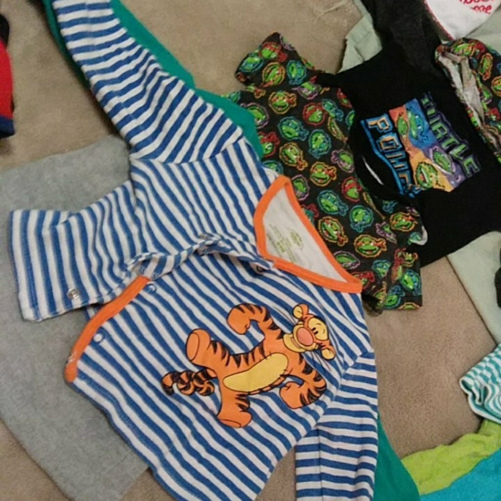 Babys clothes continued #4 - Picture 4 of 8