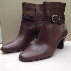 Anne Klein ankle boots