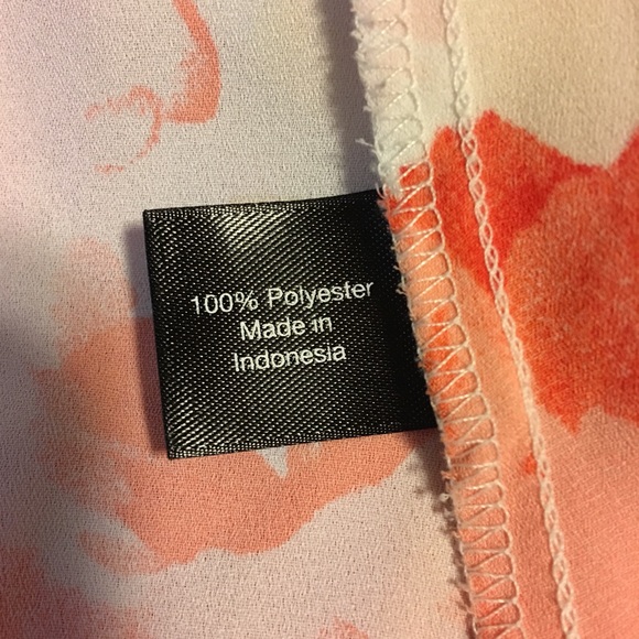 Lane Bryant Floral Short Sleeve Blouse - Picture 6 of 6