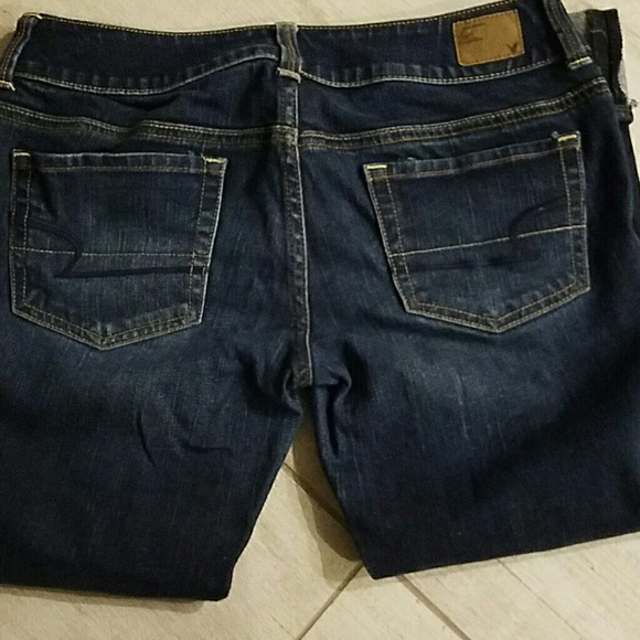 American Eagle Outfitters - Picture 4 of 4
