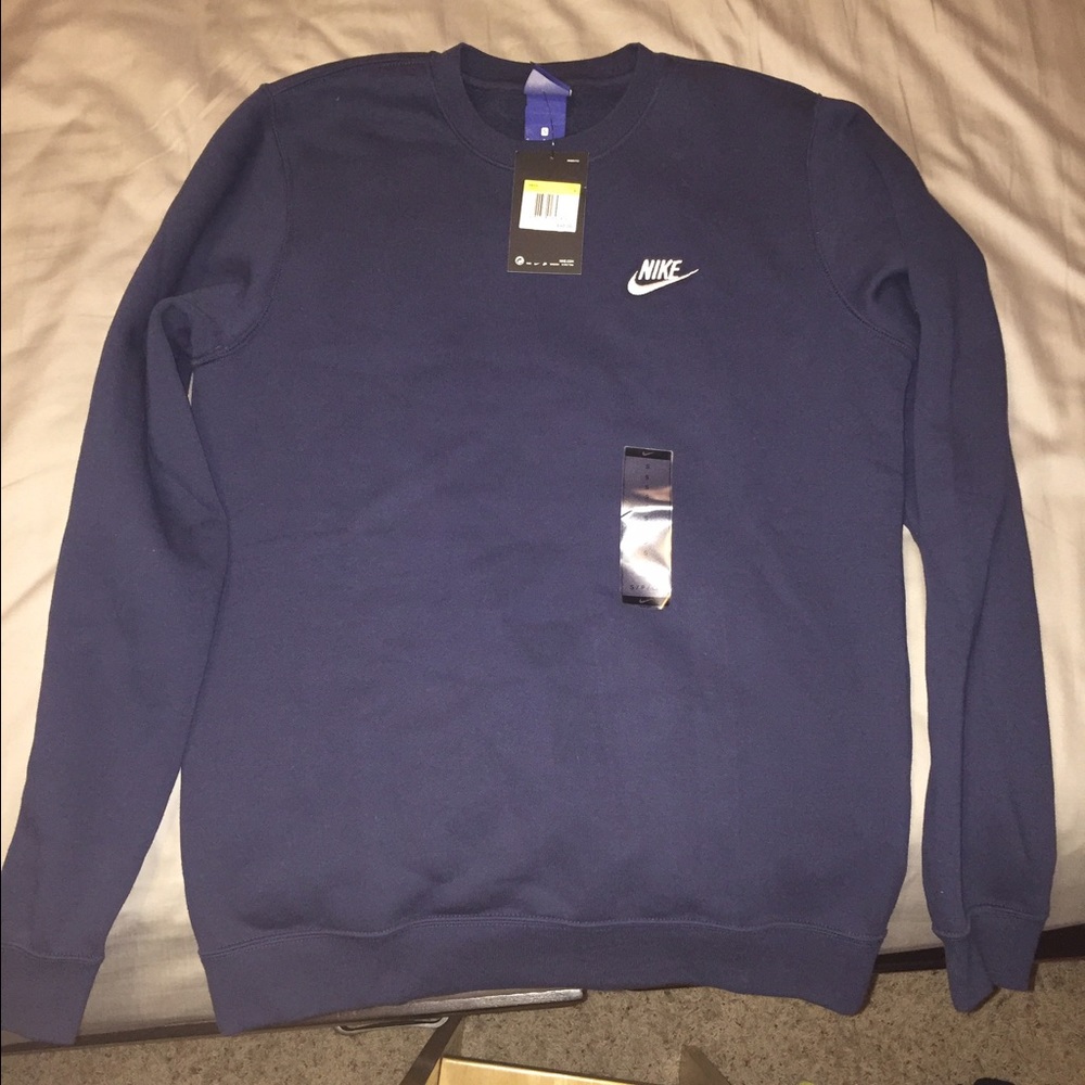 Nike navy crew